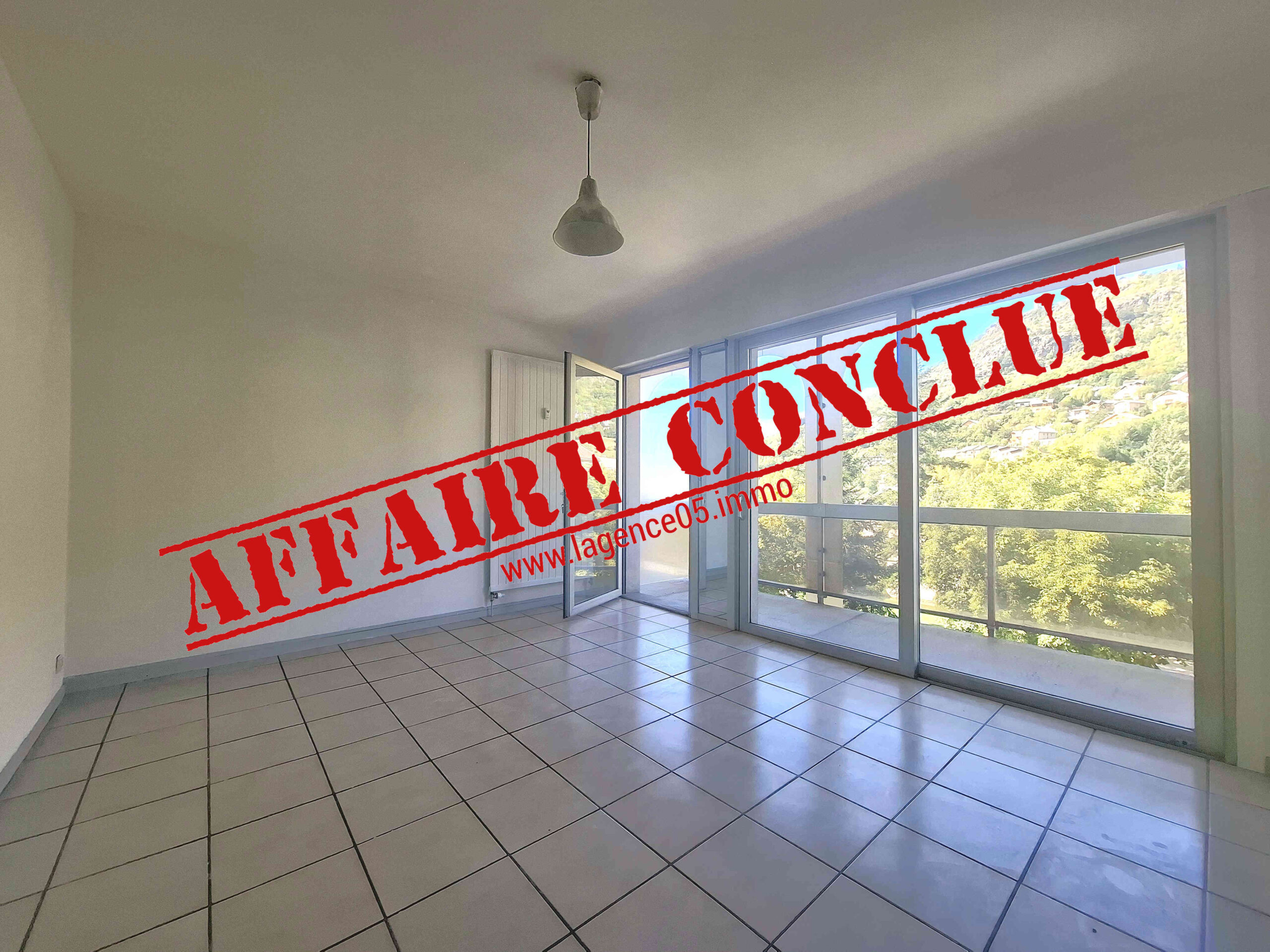 Lumineux Type 4 – Hyper Centre-Ville